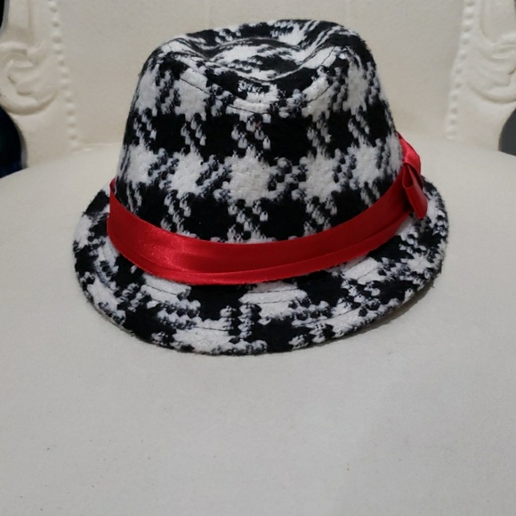 Hat - Picture 2 of 3